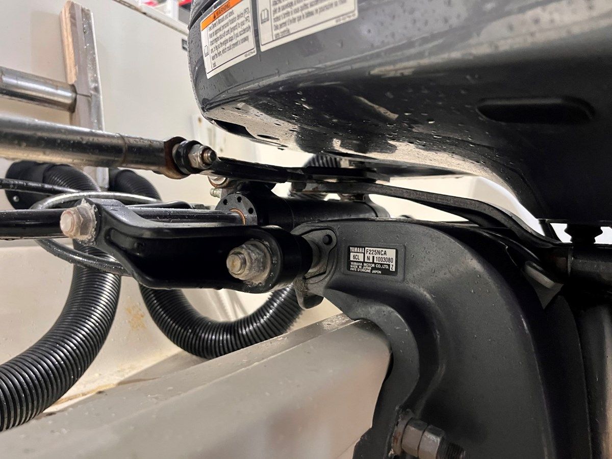 Продажа яхты NO NAME - Pursuit