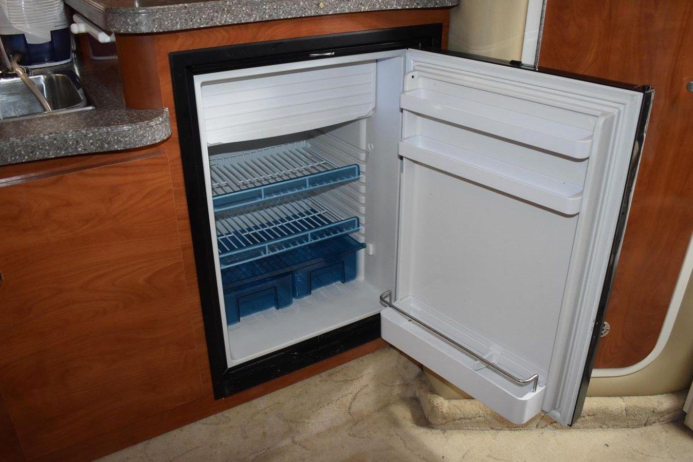 Buy a yacht Polly Wog