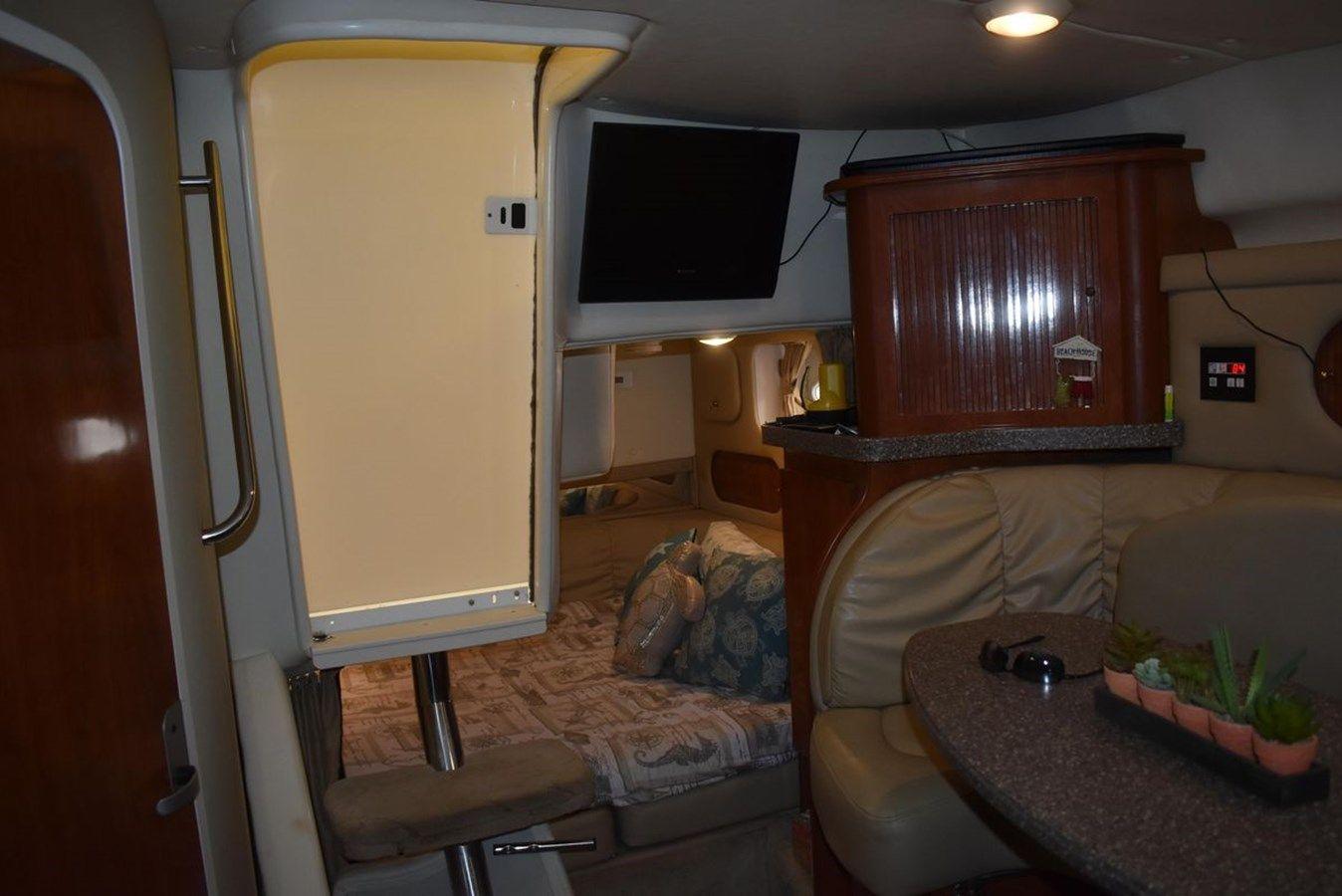 best yacht sales deals Polly Wog 312 Fiesta Vee