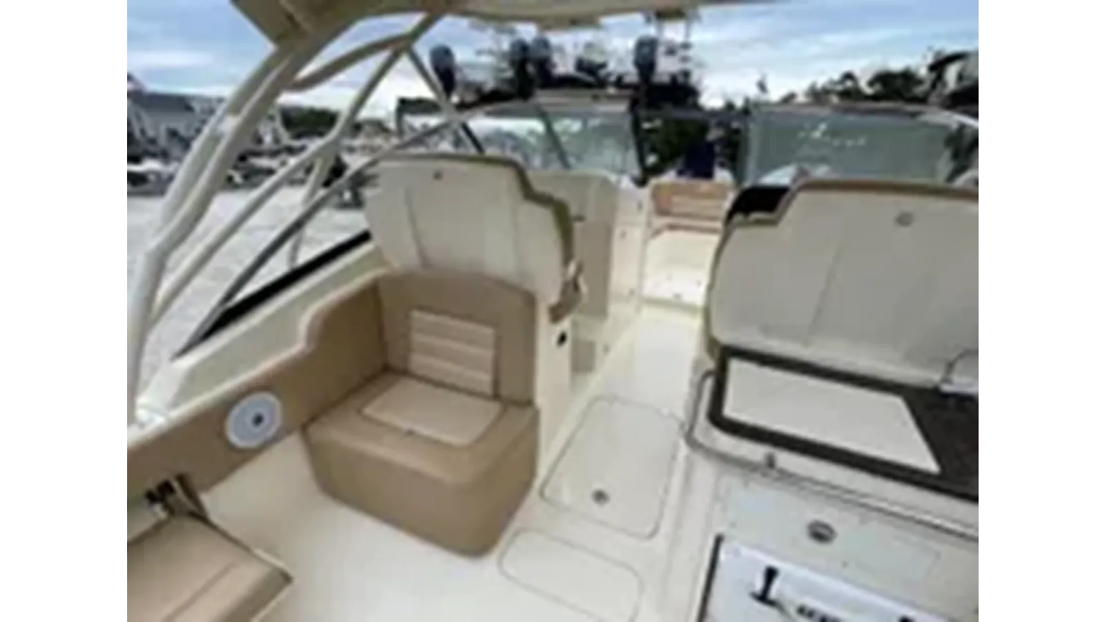 Buy a 2019 Scout 255 Dorado 2019 at Shestakov Yacht Sales