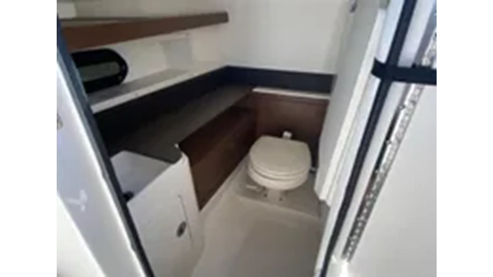 2017 Sea Ray SDX 290 Outboard