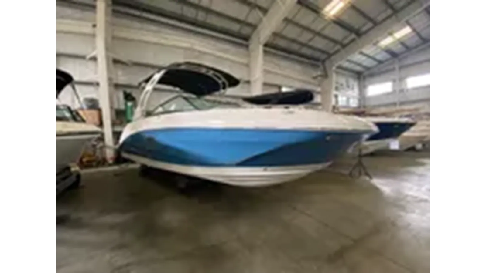 the best price on 2024 Sea Ray SDX 250 Outboard