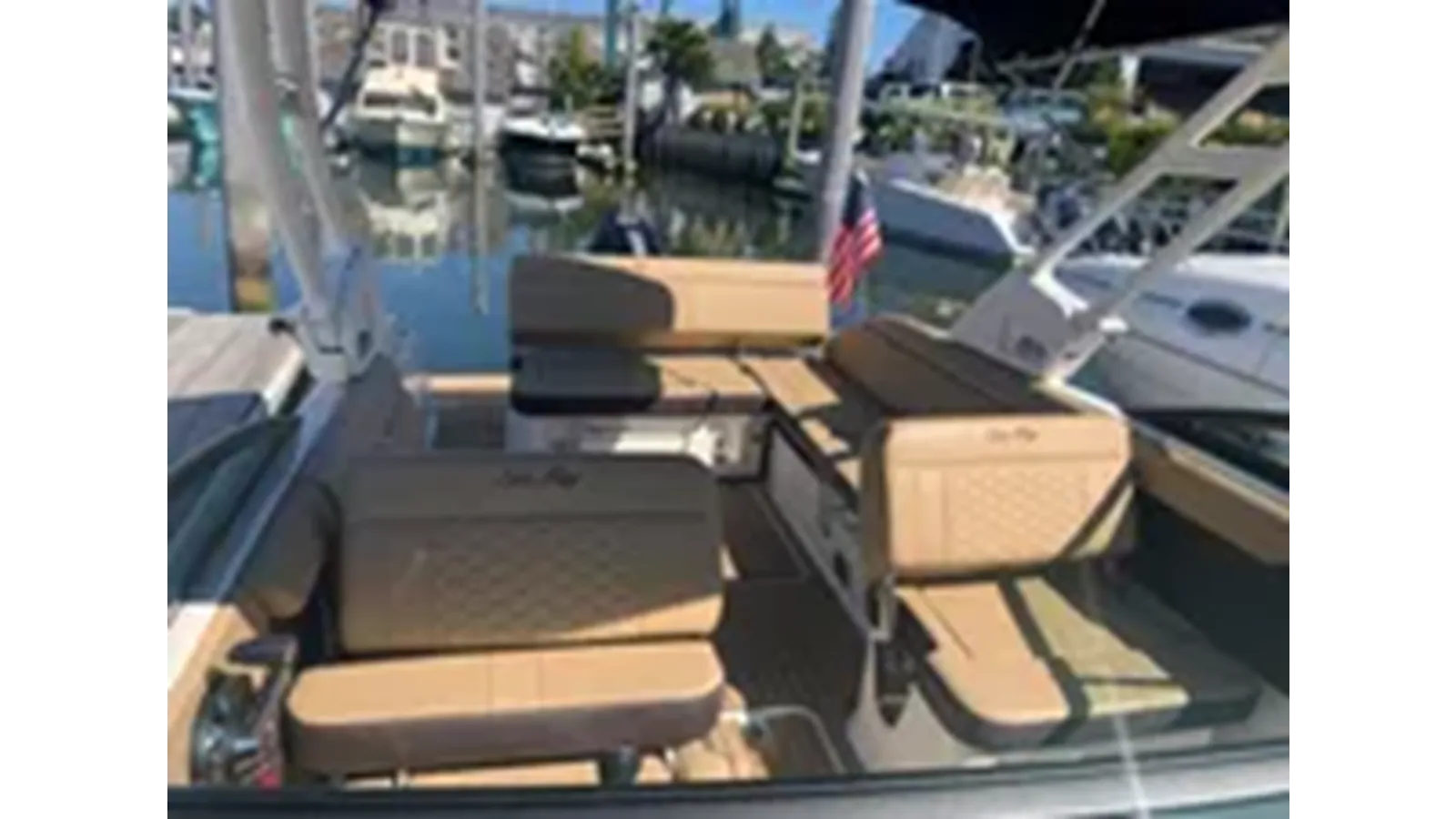 the best price on 2024 Sea Ray SDX 250 Outboard 2024