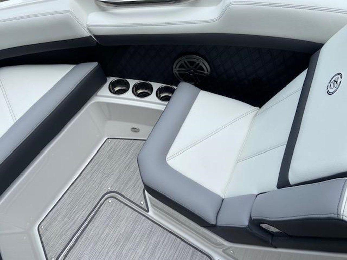 Buy a 2024 Cobalt R6 2024 at Shestakov Yacht Sales