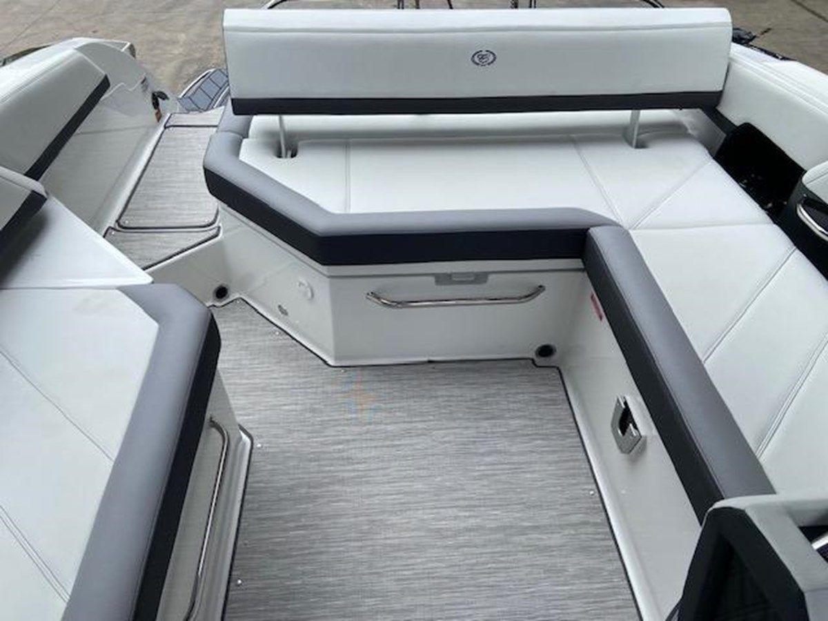 Buy a 2024 Cobalt R6 - COBALT at Shestakov Yacht Sales