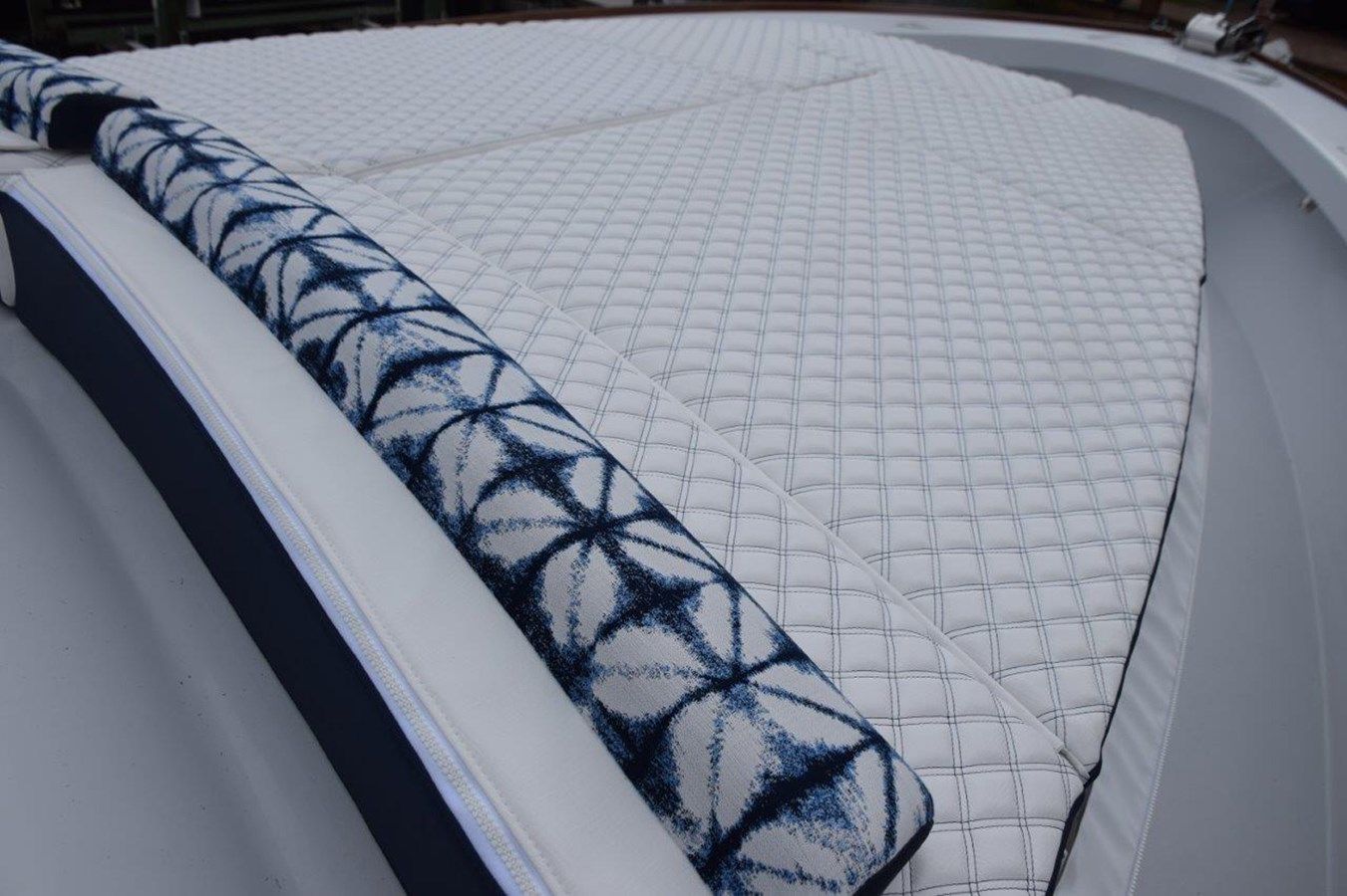 Стоимость яхты 43' Jim Smith Walkaround Express