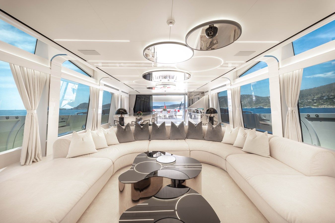 Buy a yacht N1 - OVERMARINE GROUP