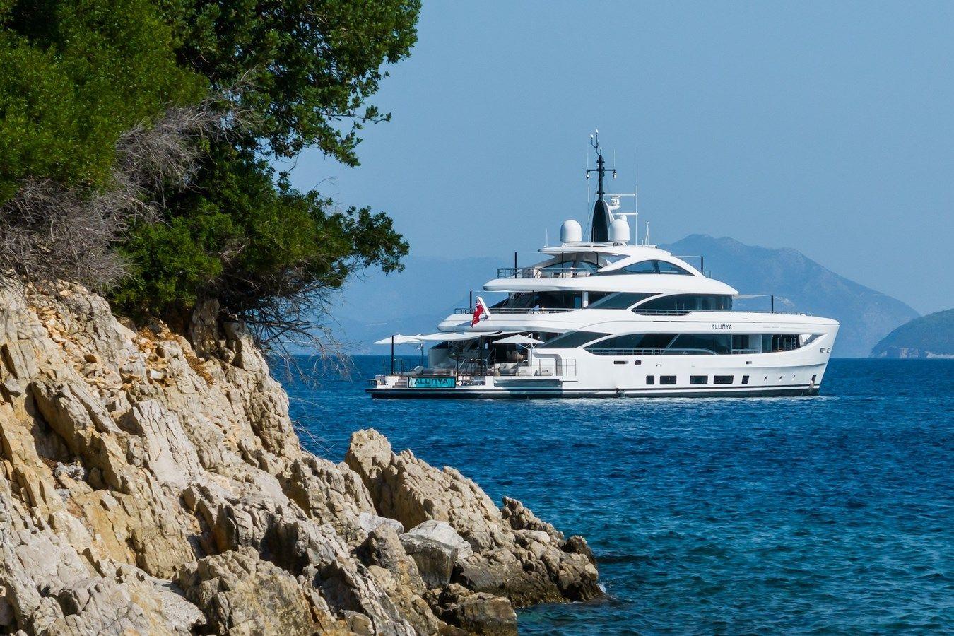 Buy a yacht ALUNYA 2023