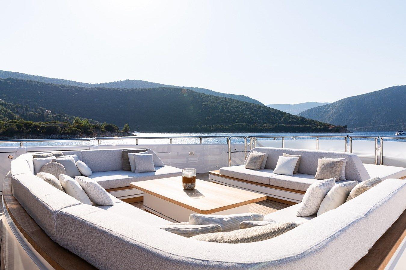 the best price on ALUNYA