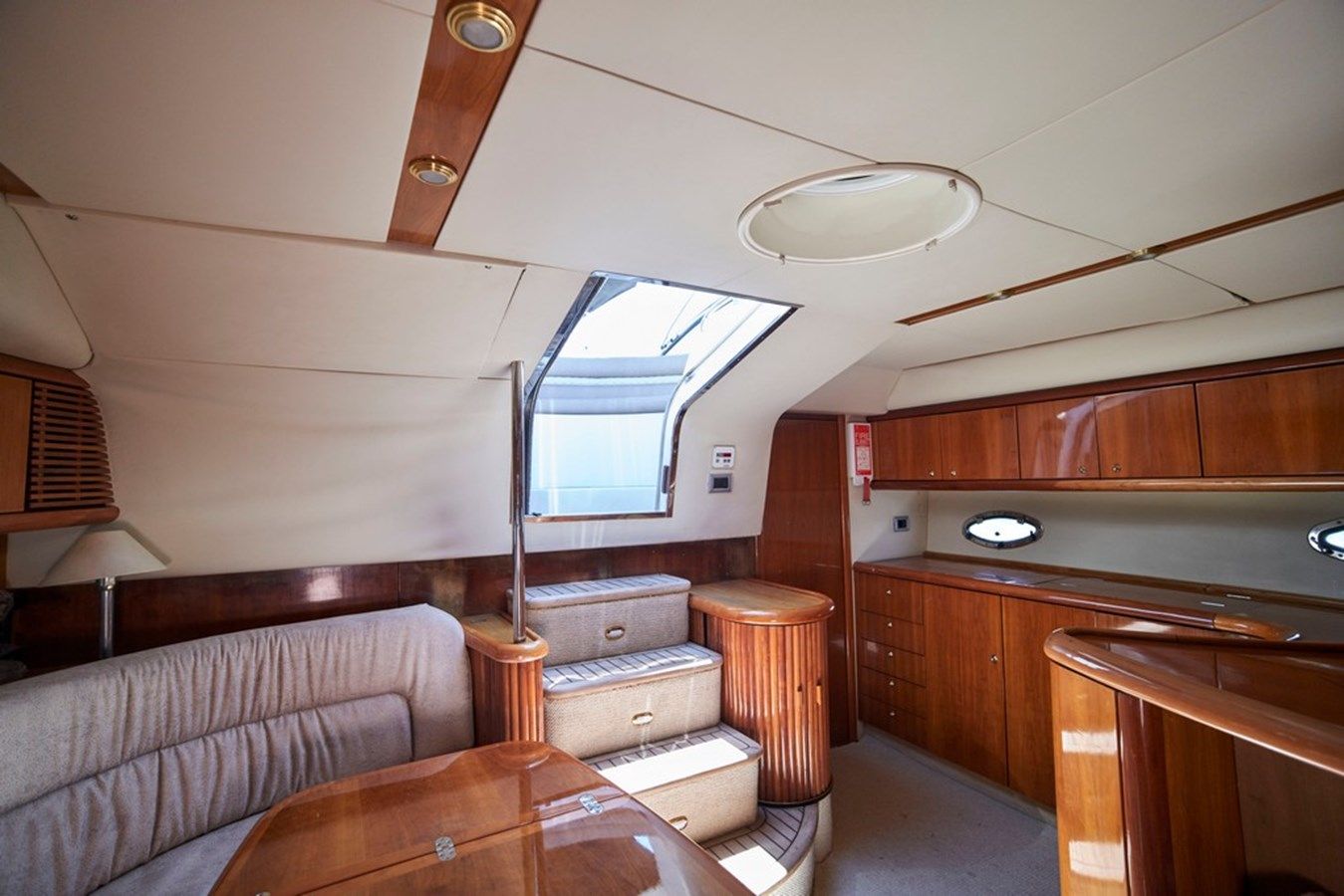 Buy a yacht SUNSEEKER CAMARGUE 50 Camargue 50