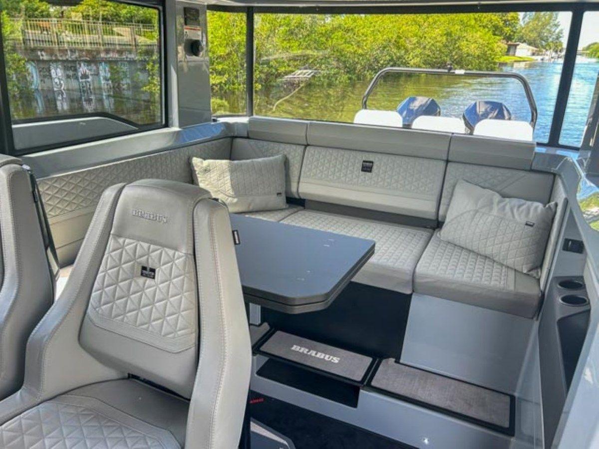 Buy a yacht Shadow 1000XC 2024