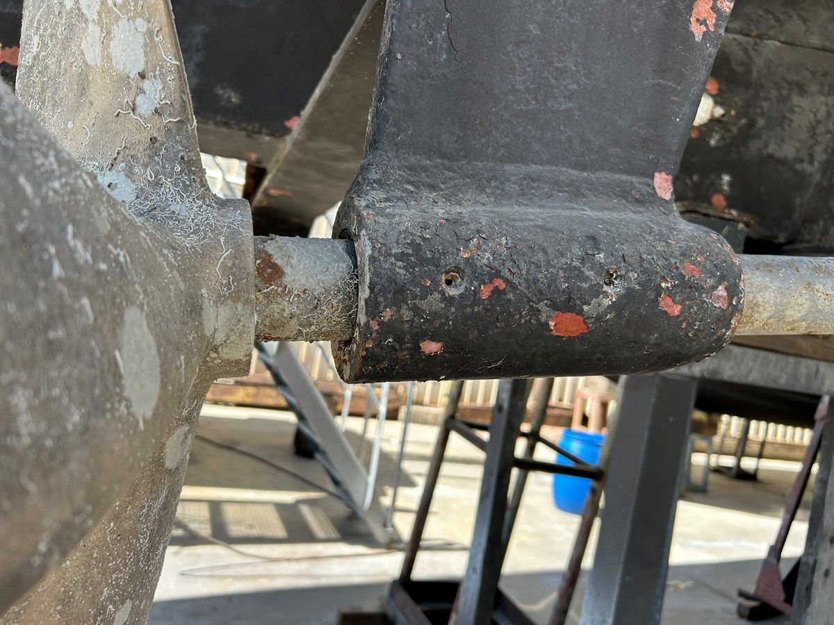 Продажа яхты IRIS - CUSTOM