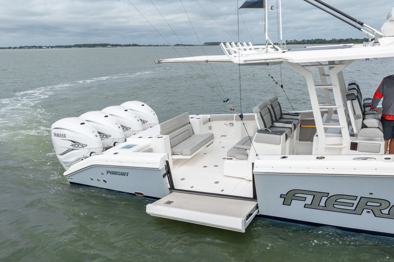 best yacht sales deals FIERO 3 - PURSUIT BOATS