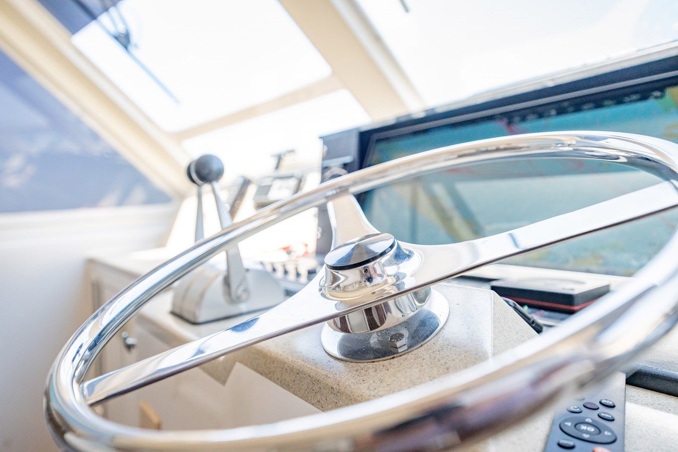 best yacht sales deals MOON SHADOW 60