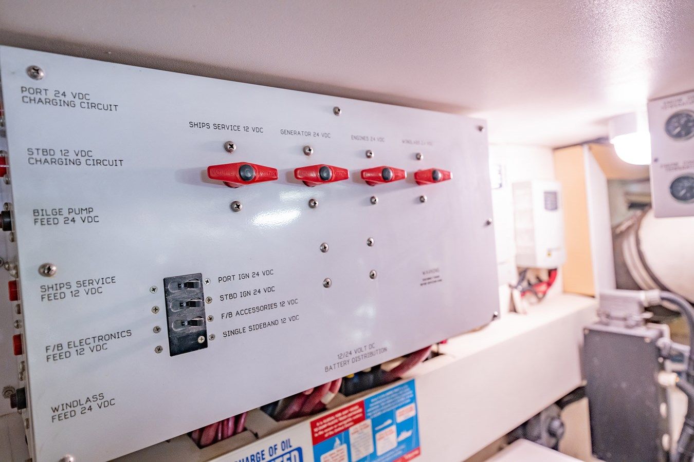 MOON SHADOW 60 Cockpit Sport price