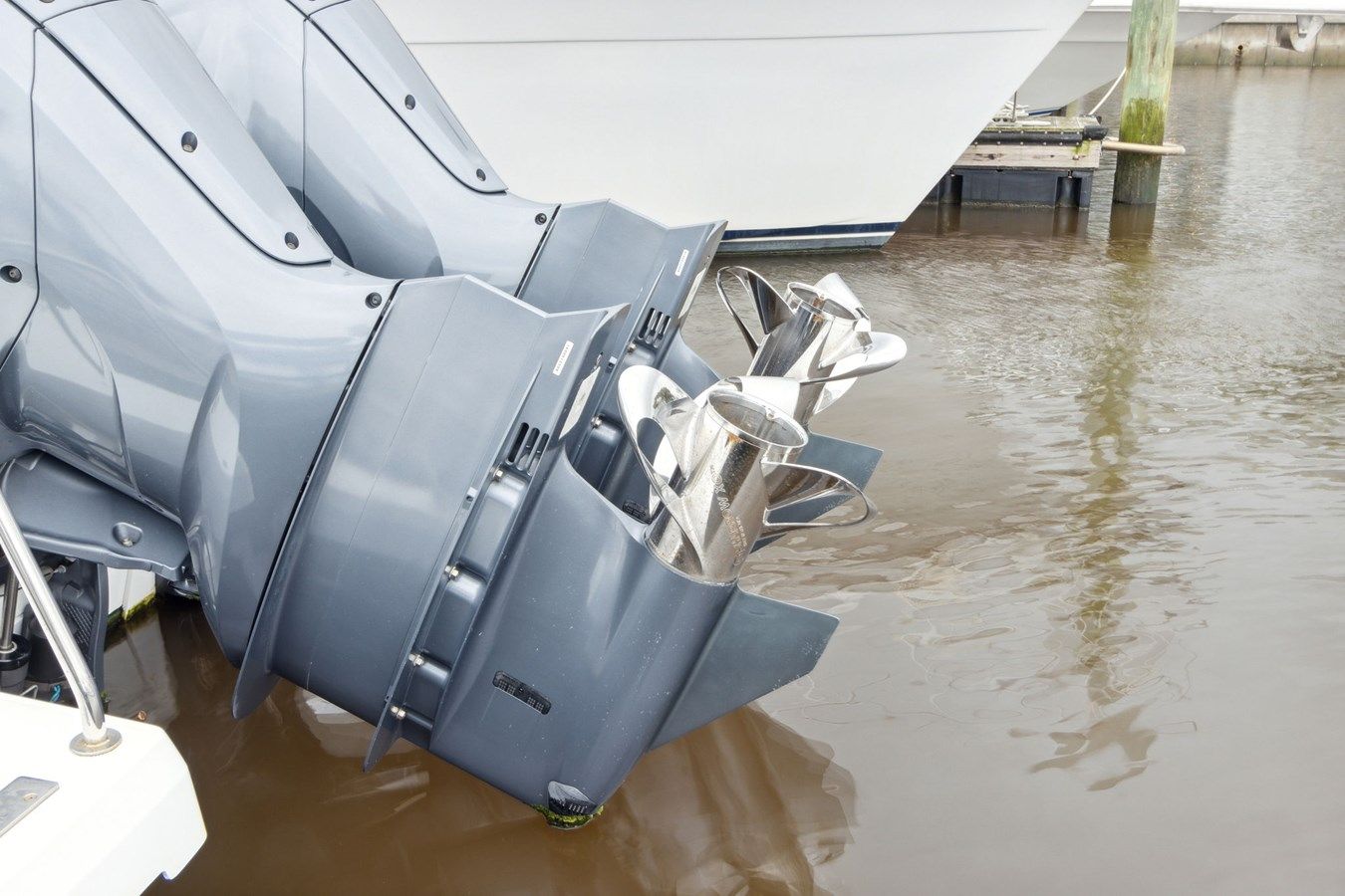 Стоимость яхты Velocity - Jeanneau