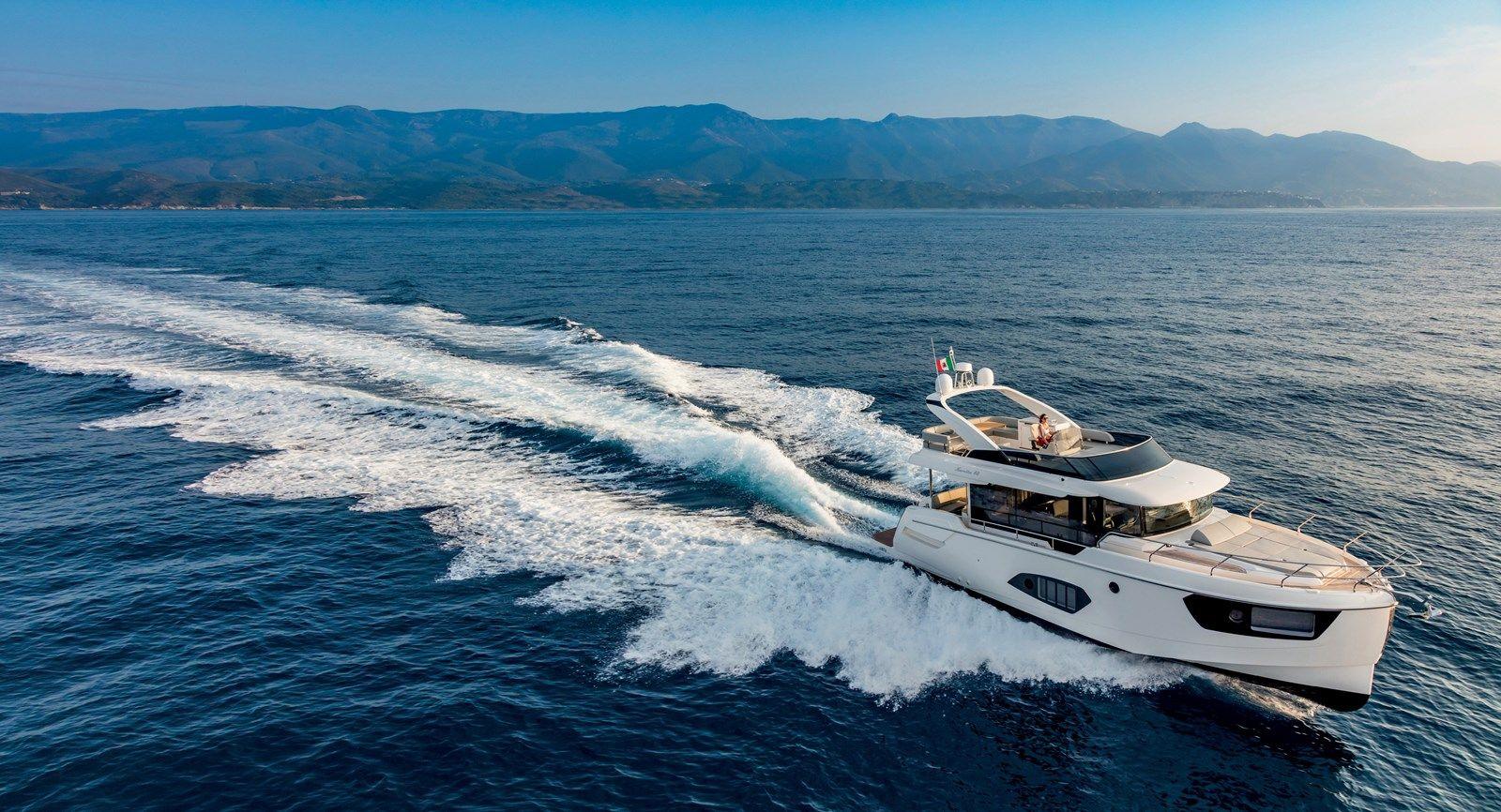 Buy a yacht Navetta 48 - Absolute Yachts
