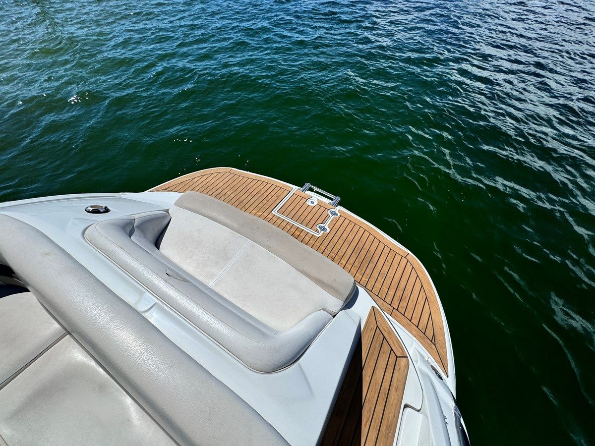 Лучшие предложения покупки яхты CROWNLINE 300 LS 2008