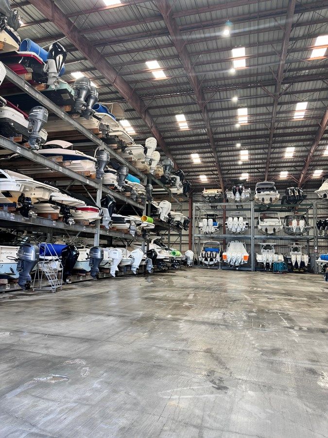 Купить яхту CROWNLINE 300 LS 2008 в Shestakov Yacht Sales