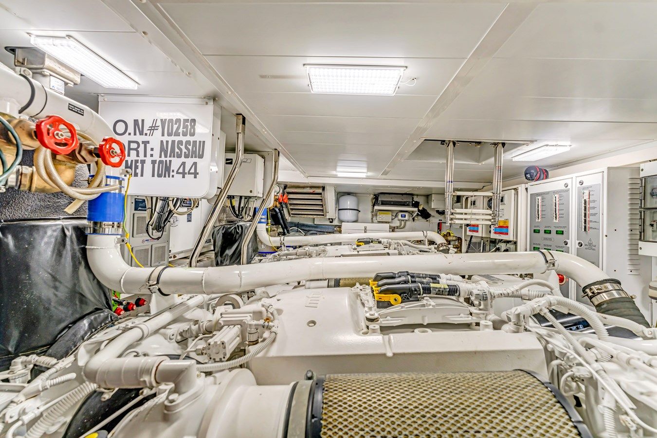 Buy a 2018 Sanlorenzo SL78 at Shestakov Yacht Sales