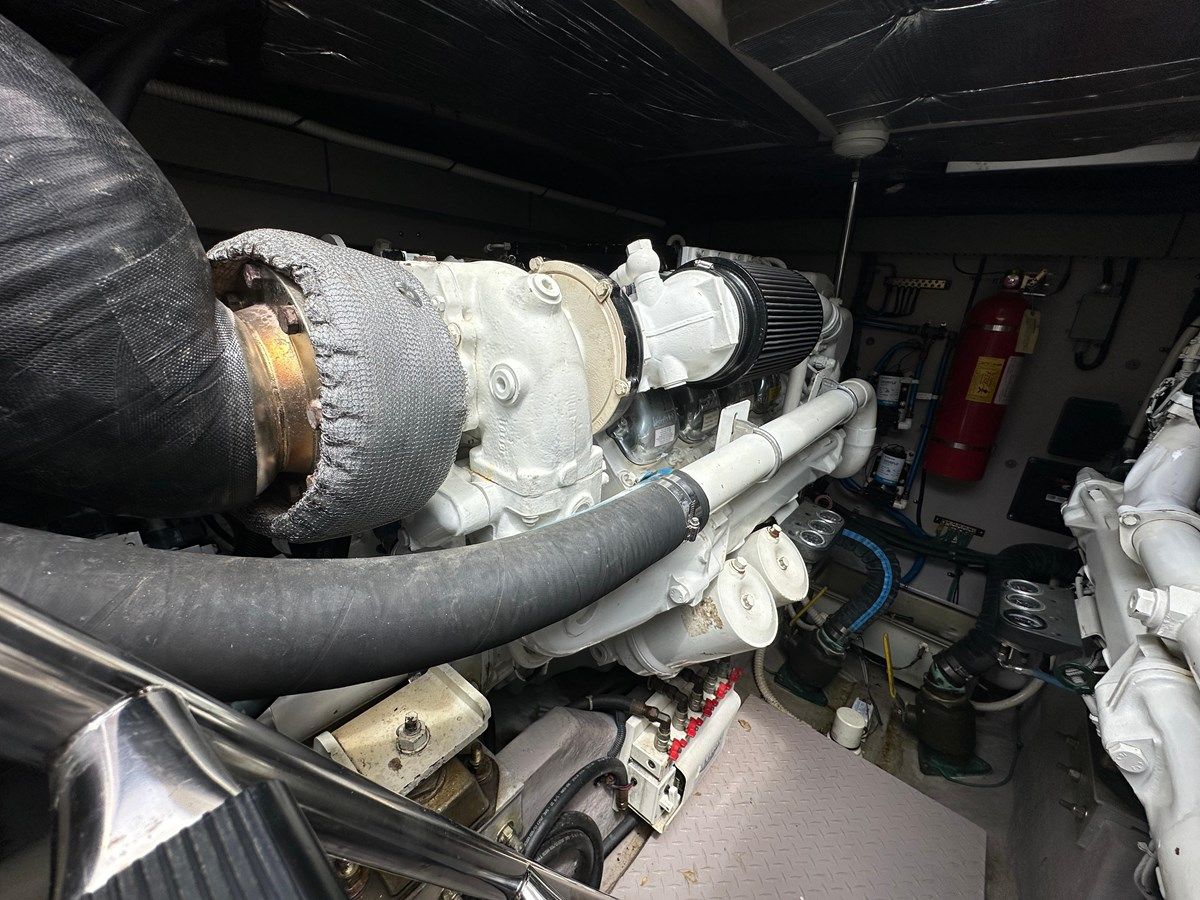 the best price on 2003 Sea Ray 550 Sundancer - SEA RAY