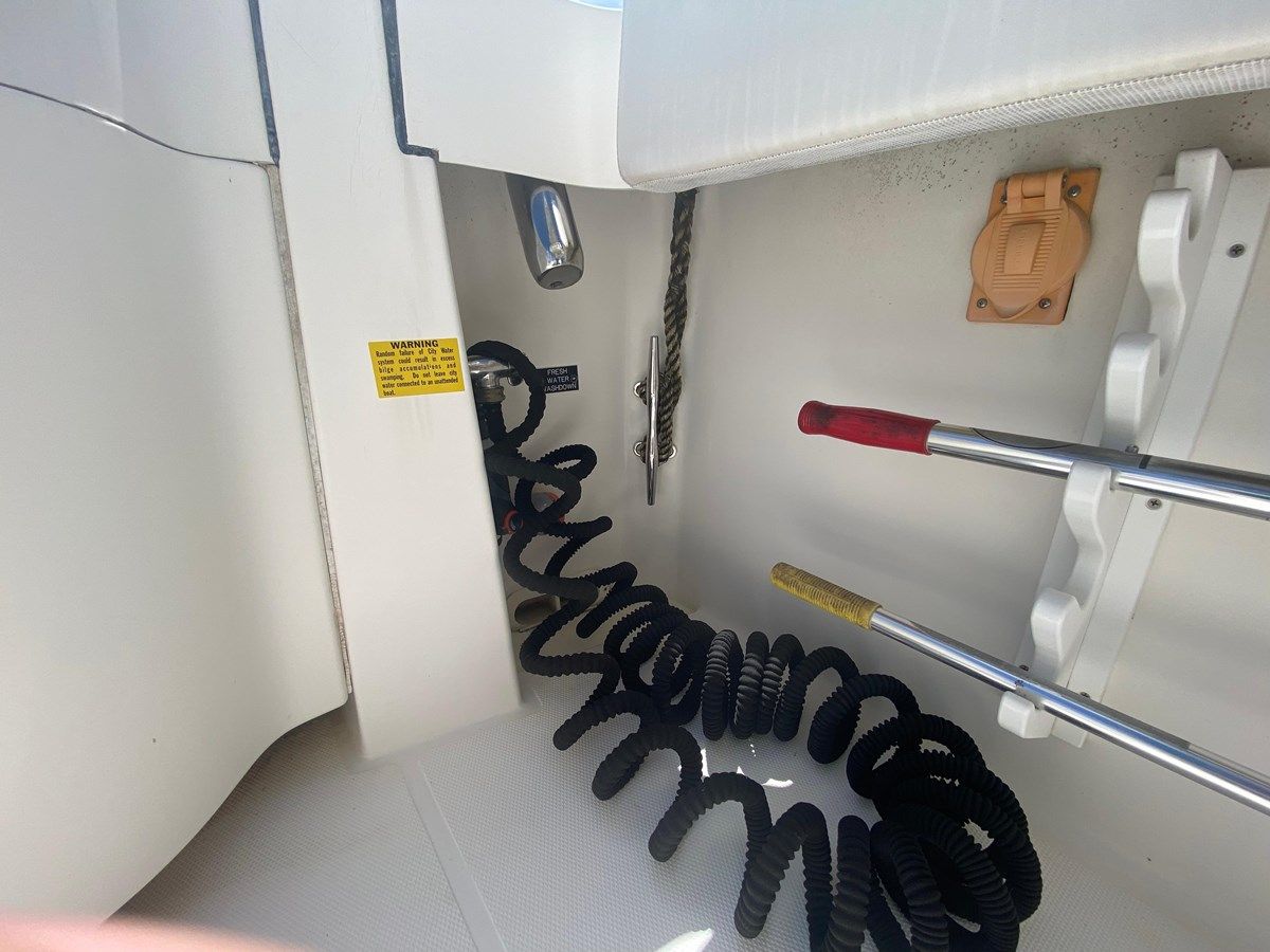 best yacht sales deals Tropical High - Rampage