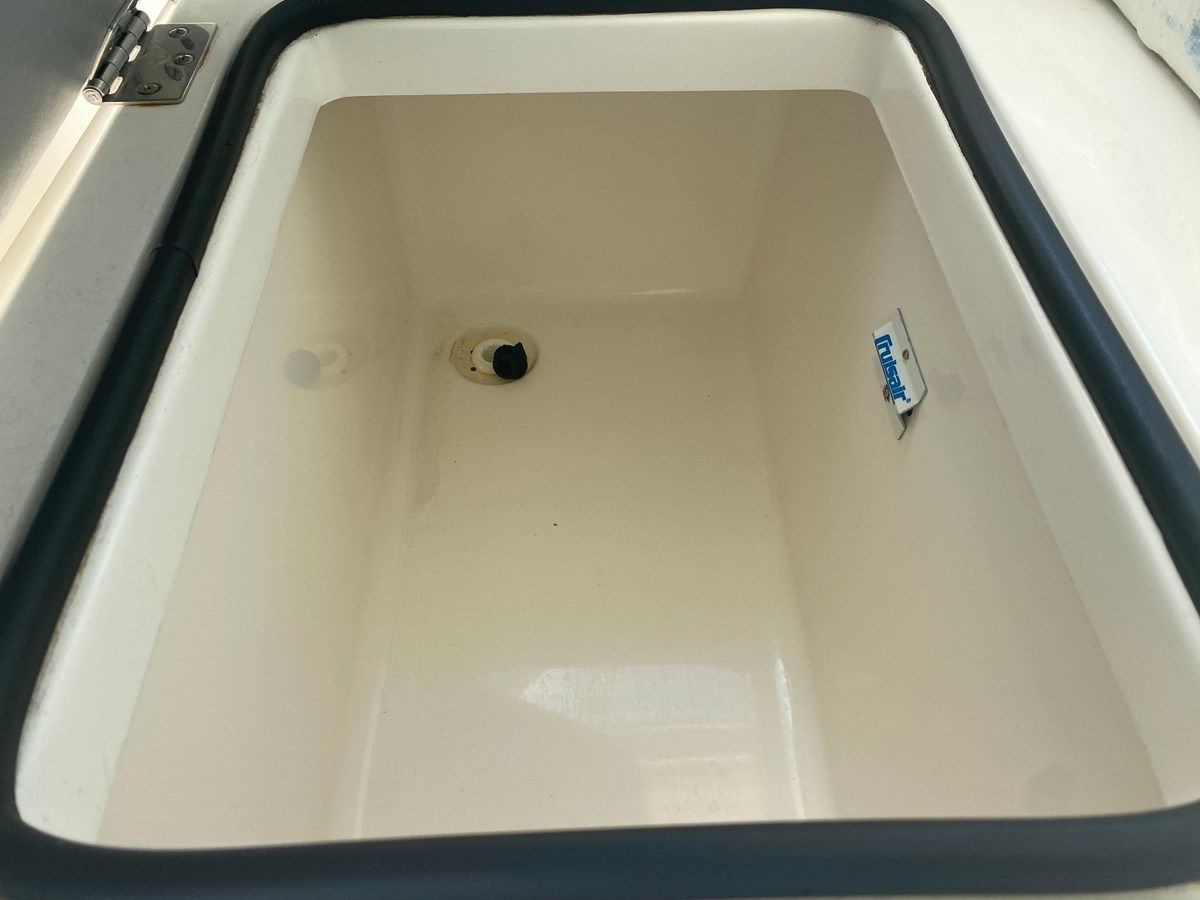 best yacht sales deals Tropical High - Rampage