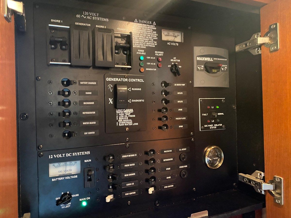 the best price on Tropical High - Rampage