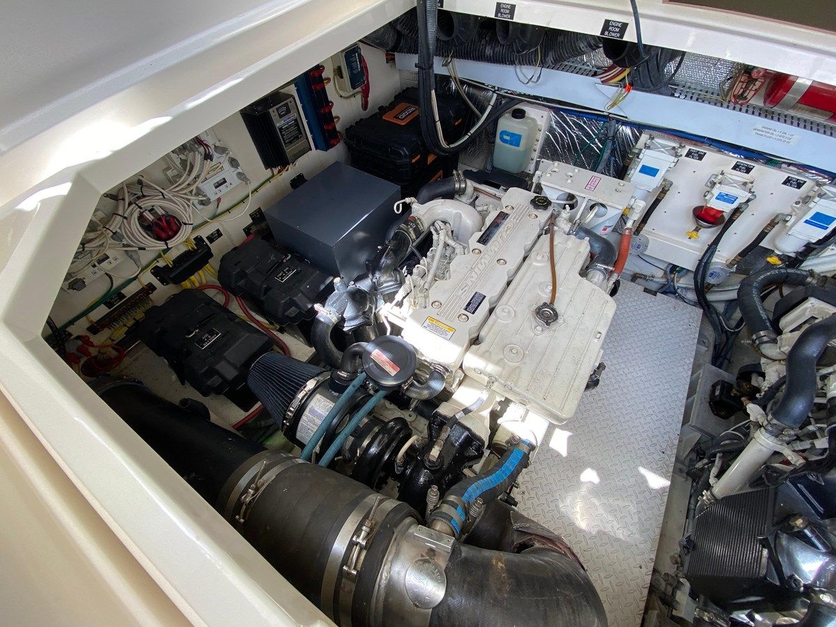 Tropical High 35 yacht sale