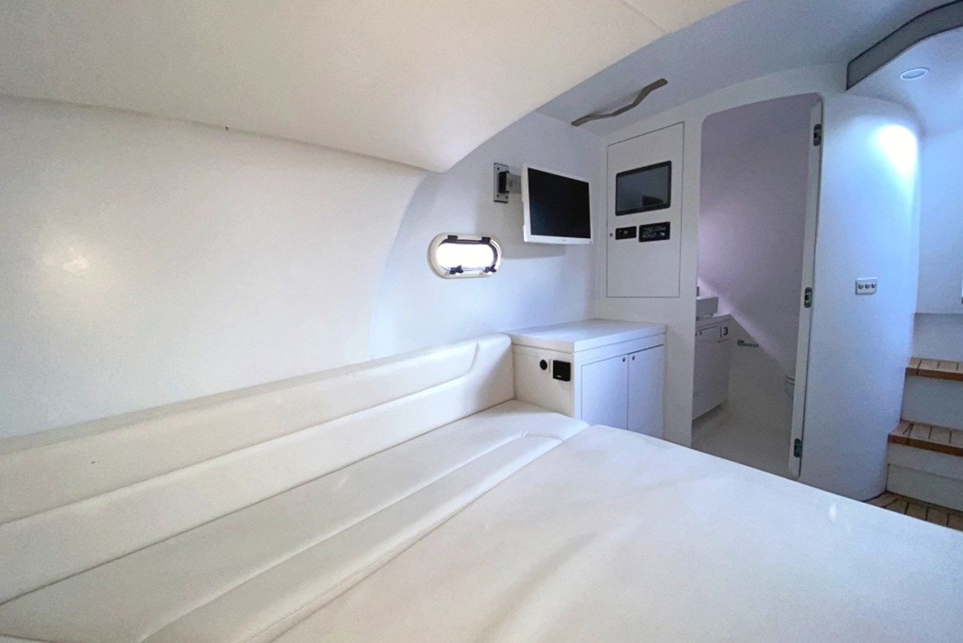 Buy a MAORI 50 48 at Shestakov Yacht Sales