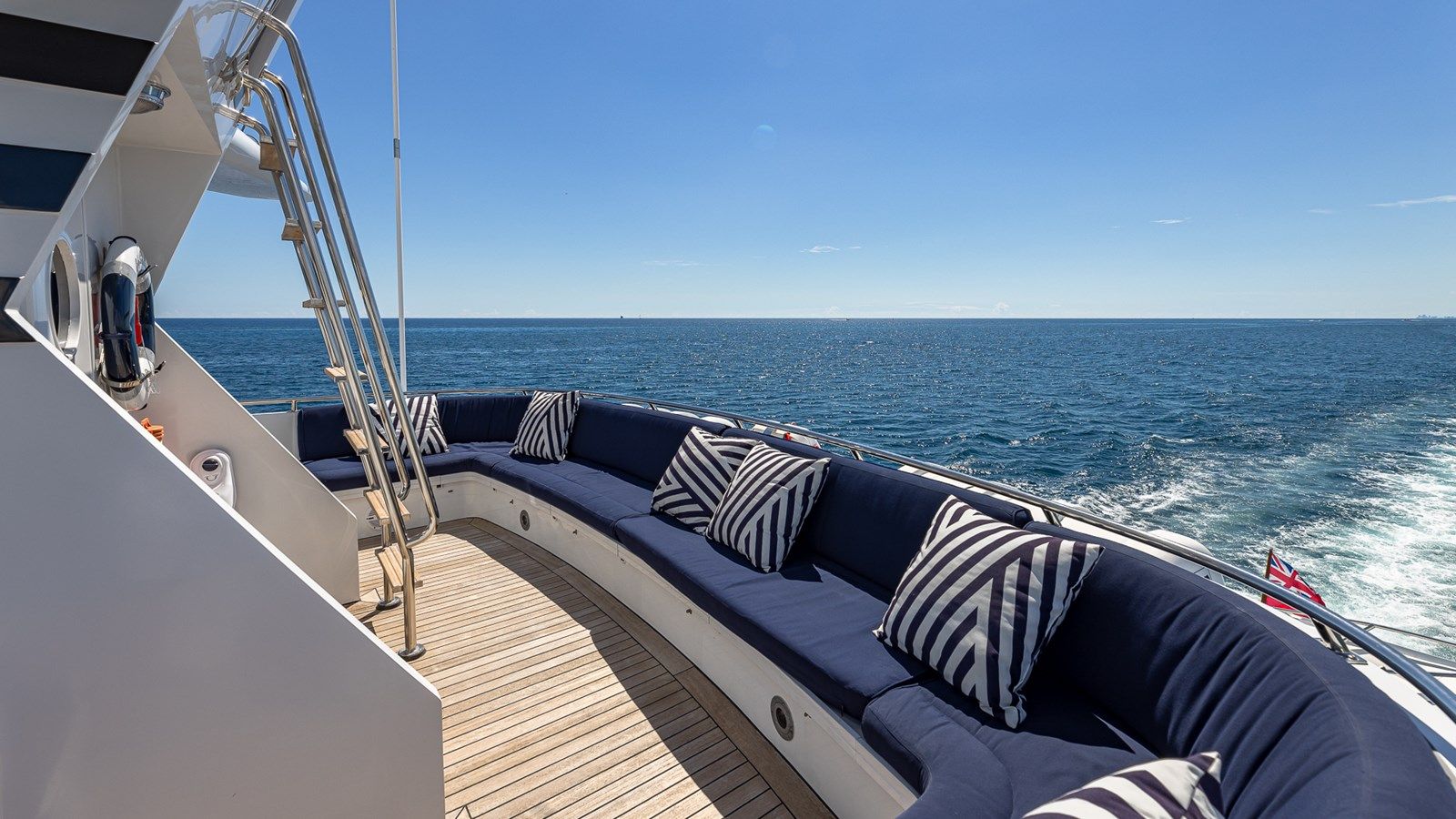 Лучшие предложения покупки яхты LADY SANDALS 131