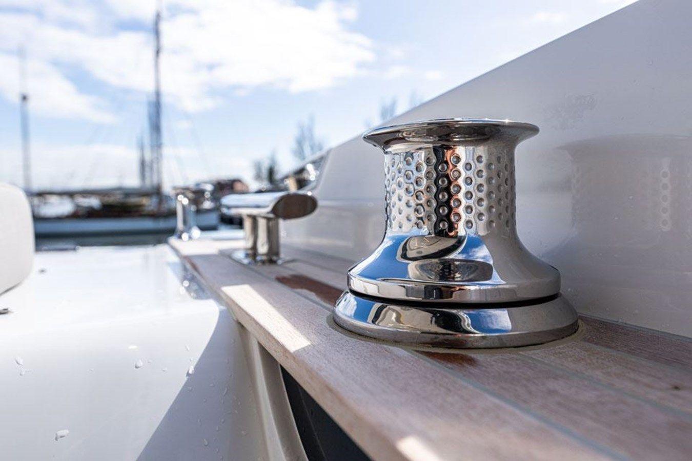 FIERY ANGEL - PEARL MOTOR YACHTS