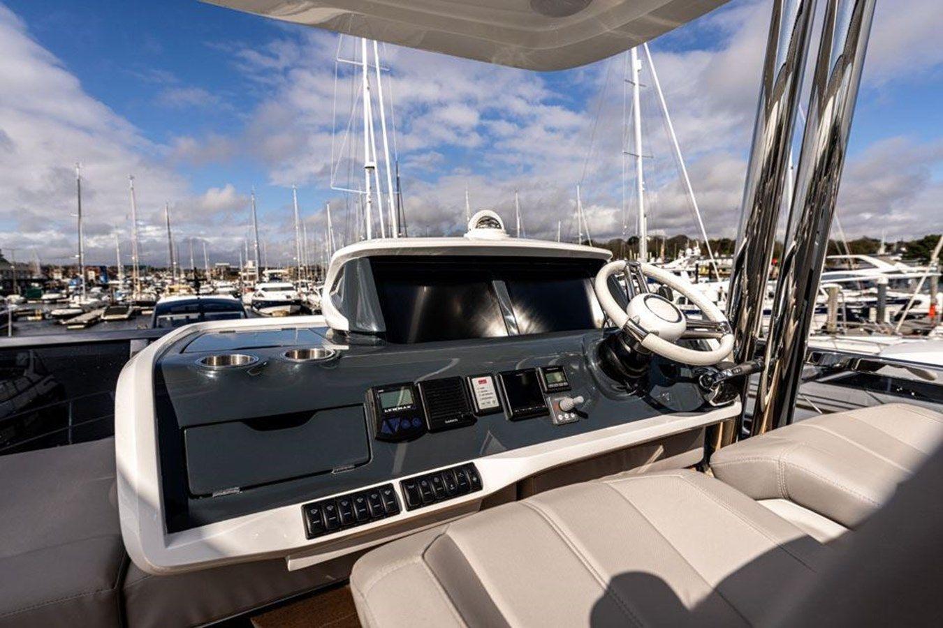 FIERY ANGEL Pearl 62