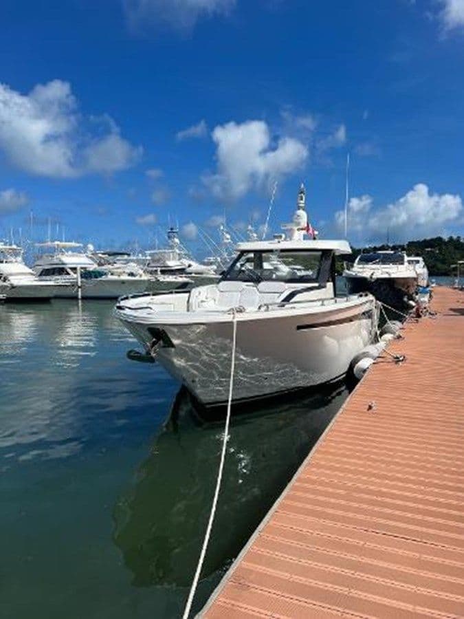 best yacht sales deals Ocean Alexander 45 Divergence 45