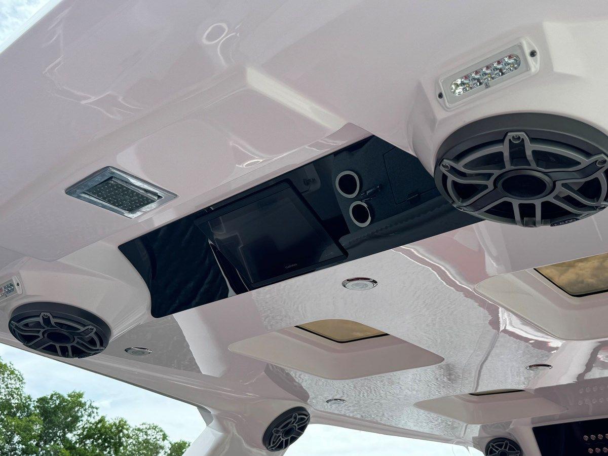 Buy a Deep Impact 399 39 at Shestakov Yacht Sales