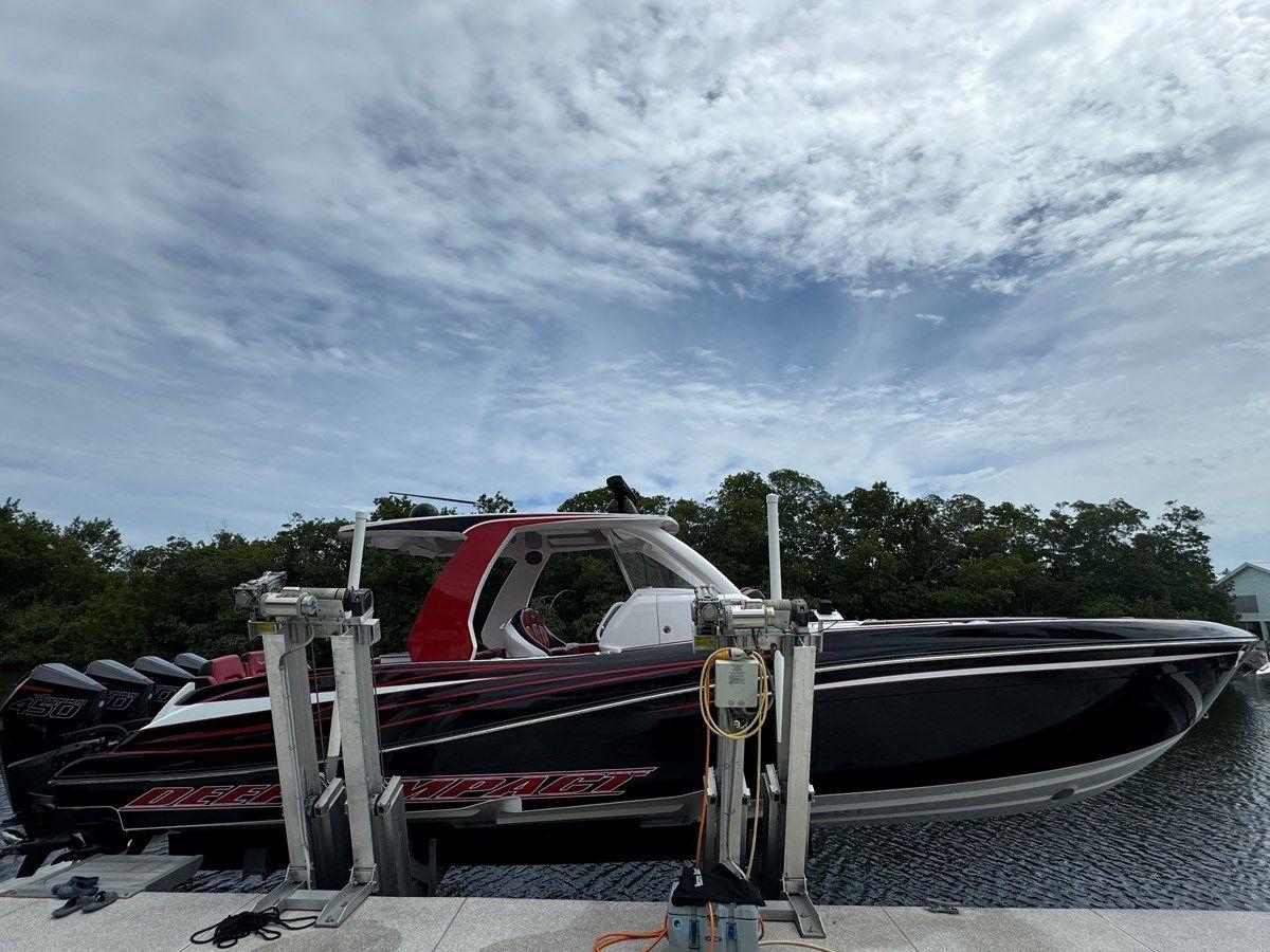 Buy a yacht Deep Impact 399