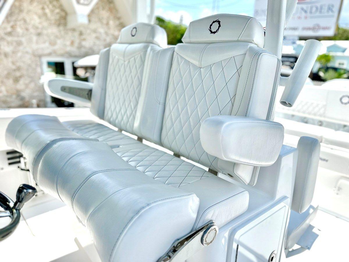 Fountain 38 CC - FOUNTAIN