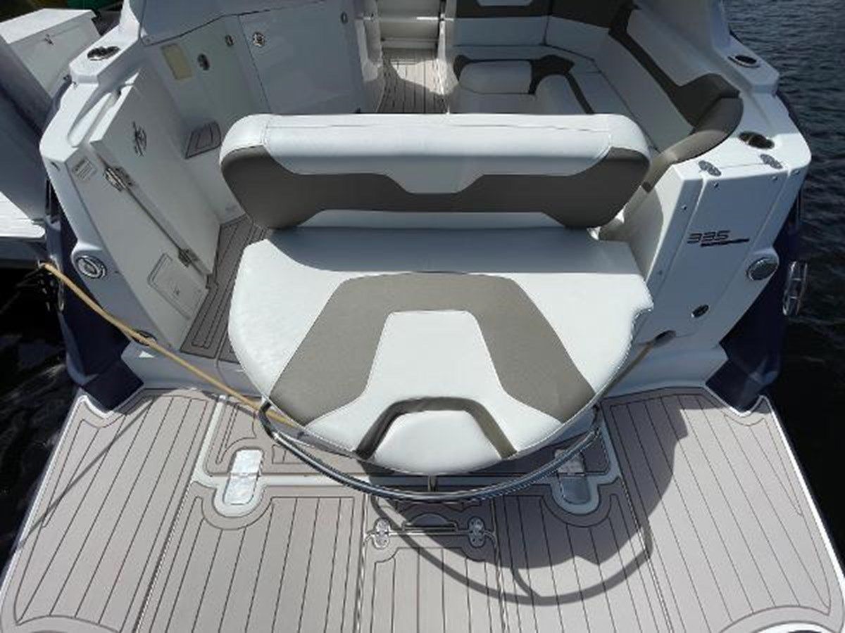 Лучшие предложения покупки яхты Monterey 335 Sport Yacht