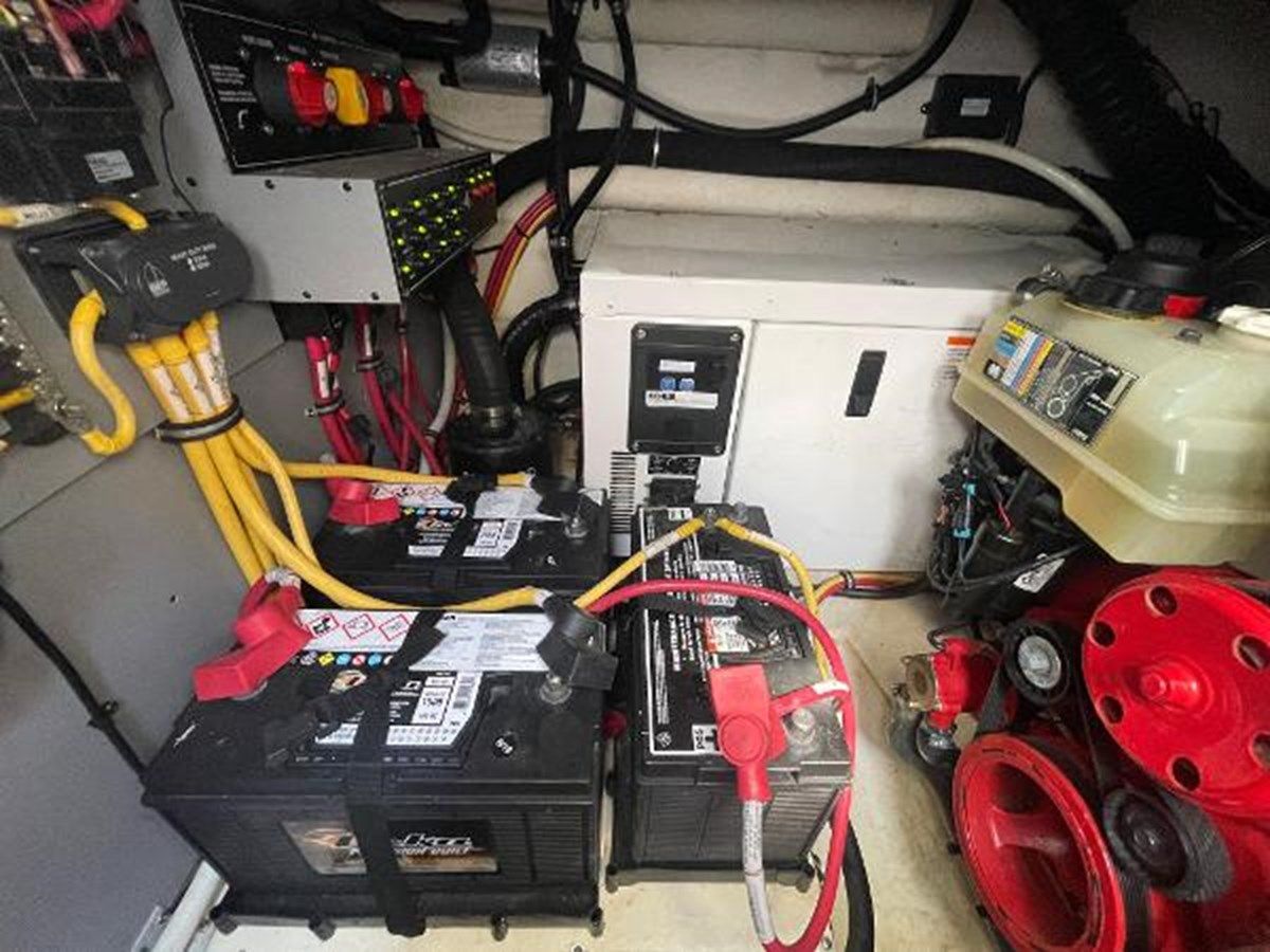 Продажа яхты Monterey 335 Sport Yacht