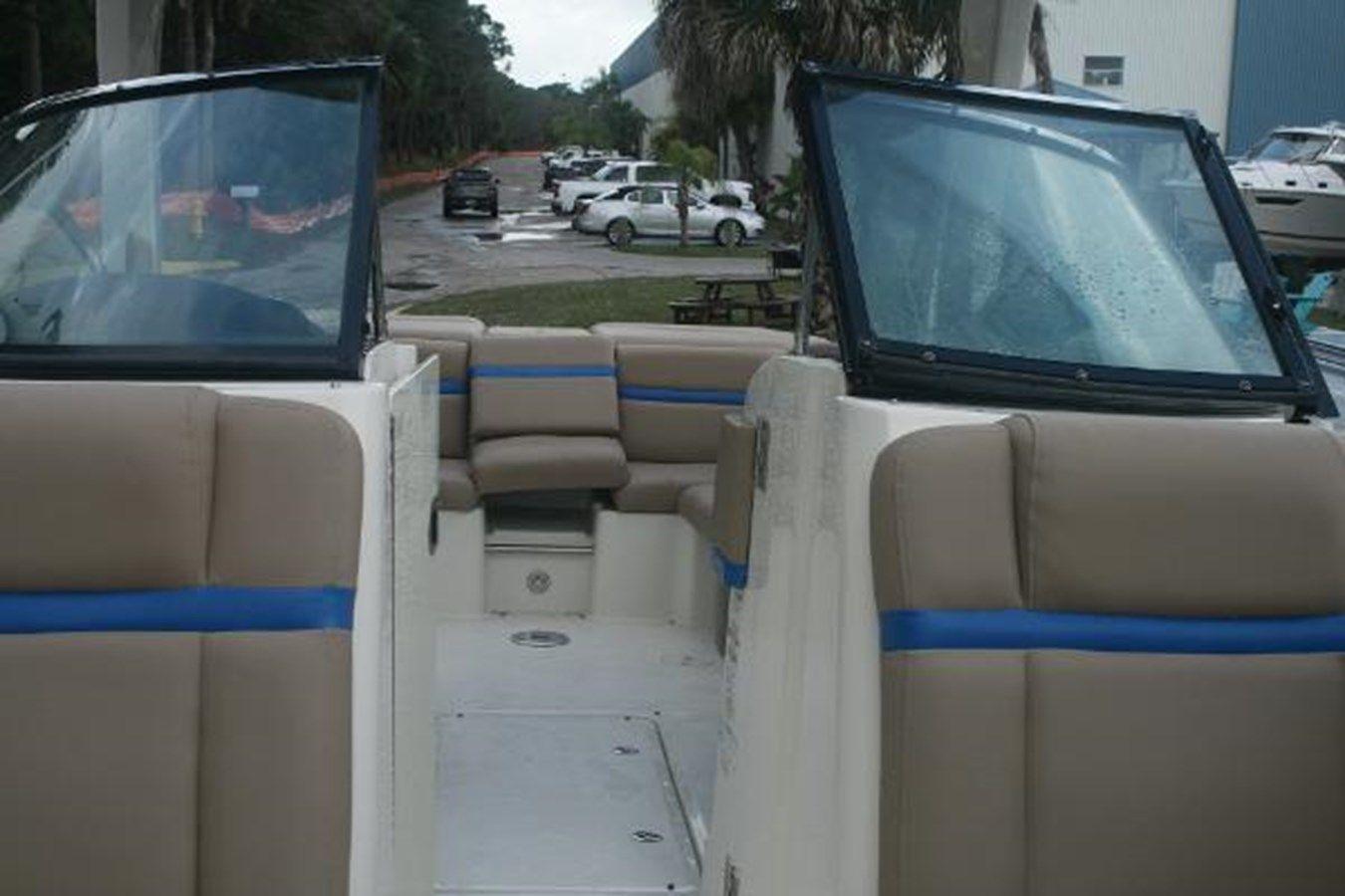 Sea Ray 270 SLX