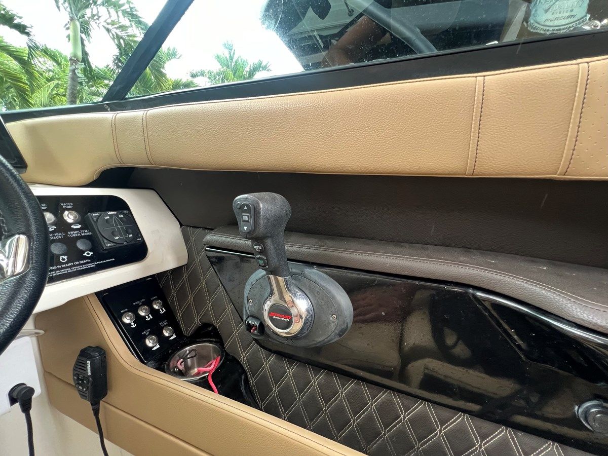 Sea Ray 280 SLX 28 price