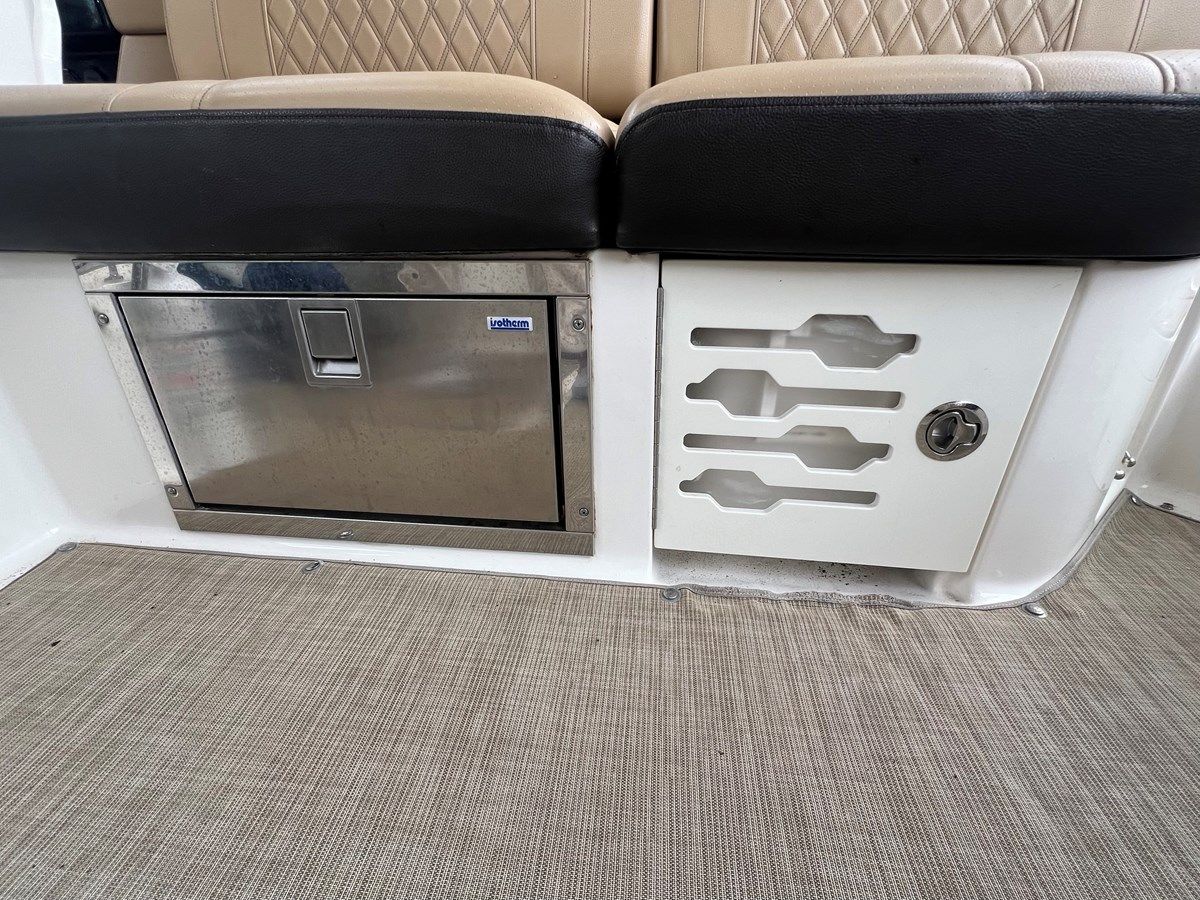 Sea Ray 280 SLX 280 SLX price