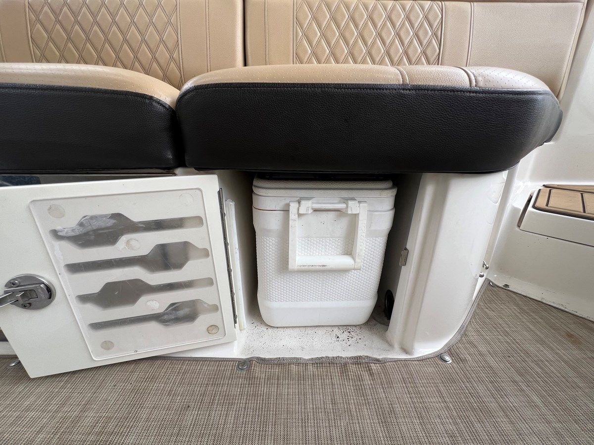 Sea Ray 280 SLX 2020