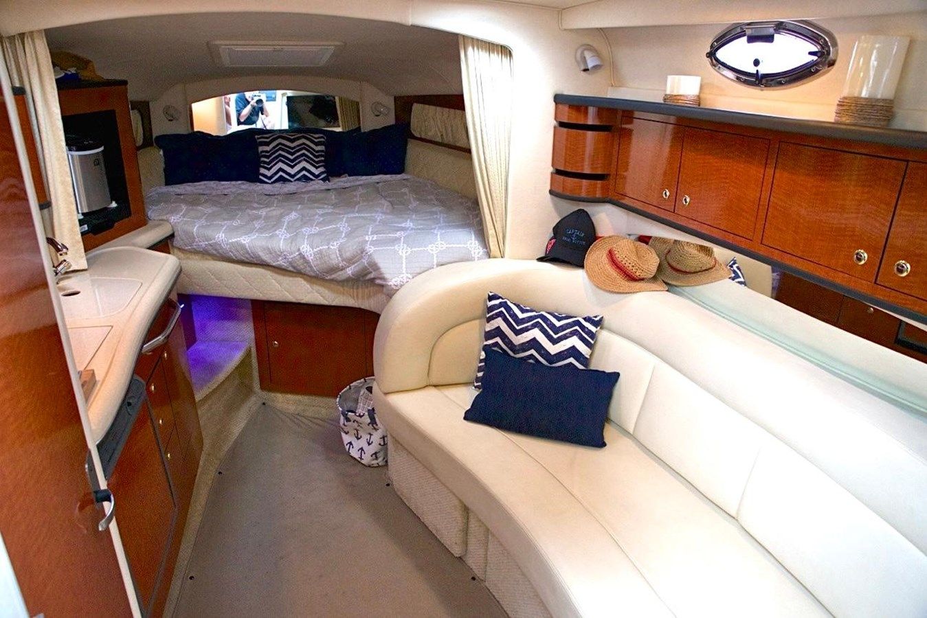 2004 Sea Ray 300 Sundancer - SEA RAY