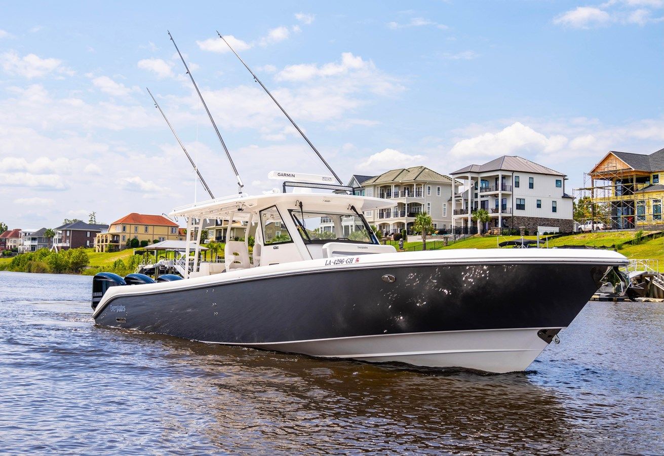 best yacht sales deals 2018 Everglades 435 Center Console 45