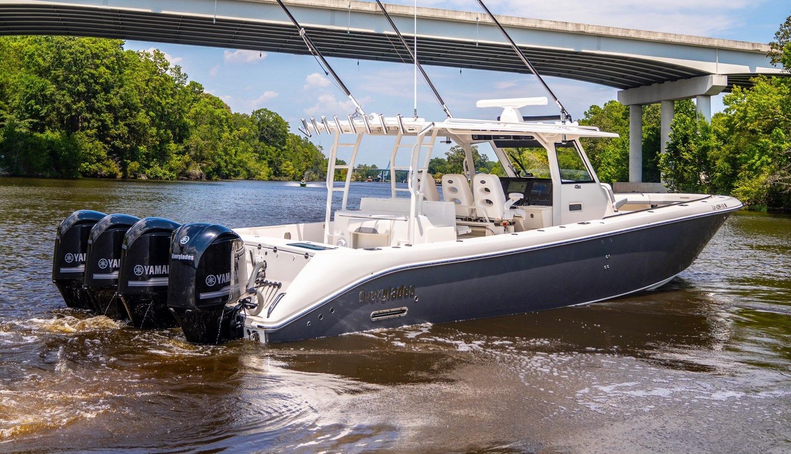 2018 Everglades 435 Center Console 45 price