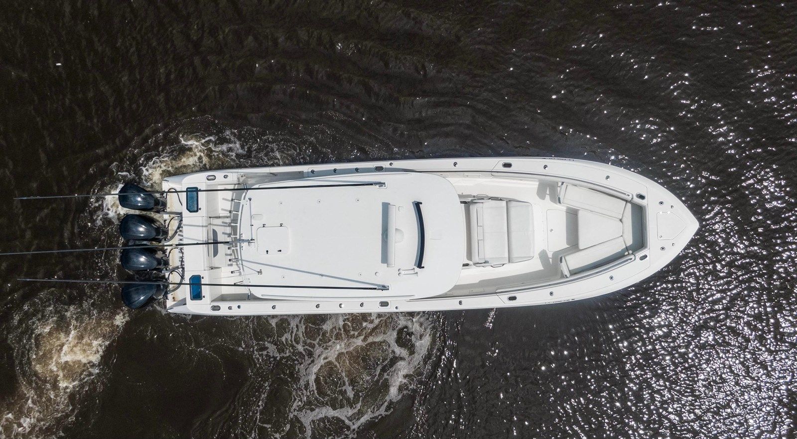 the best price on 2018 Everglades 435 Center Console - Everglades
