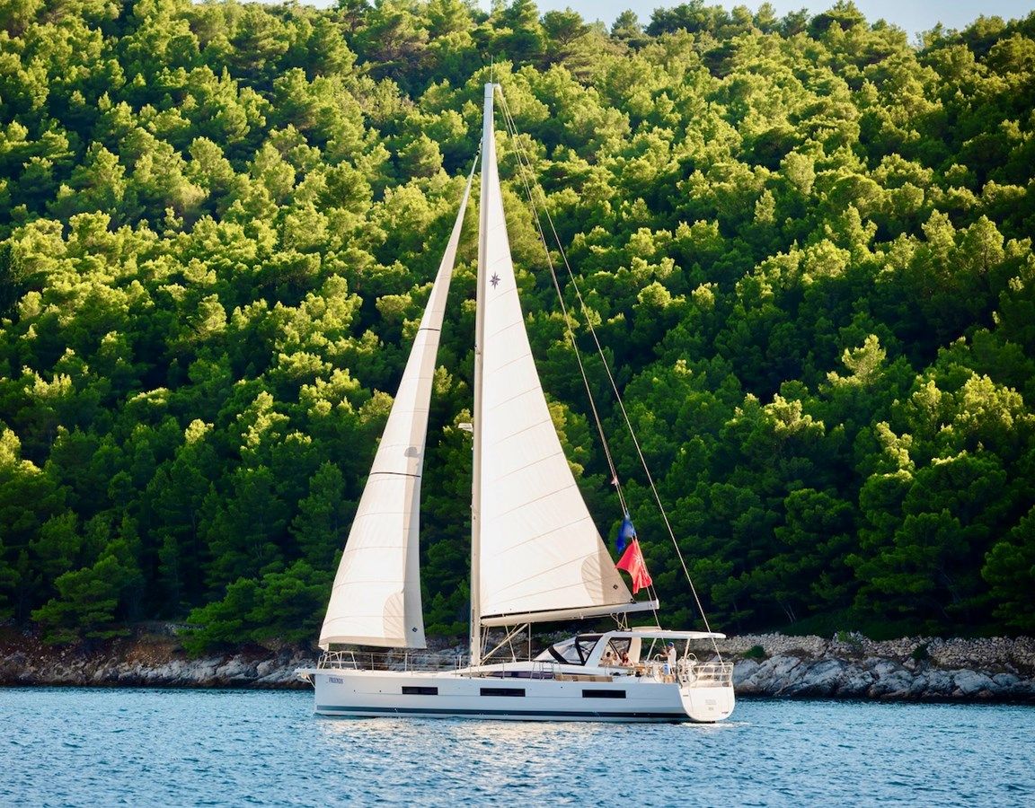 Friends yacht sale