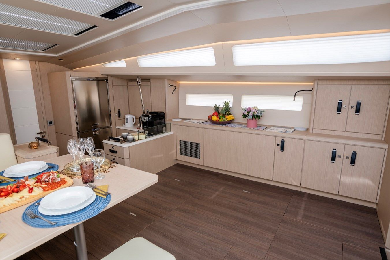 the best price on Friends 60