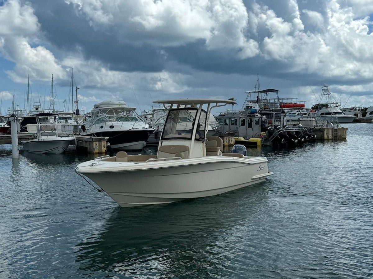 best yacht sales deals Scout 215 2023